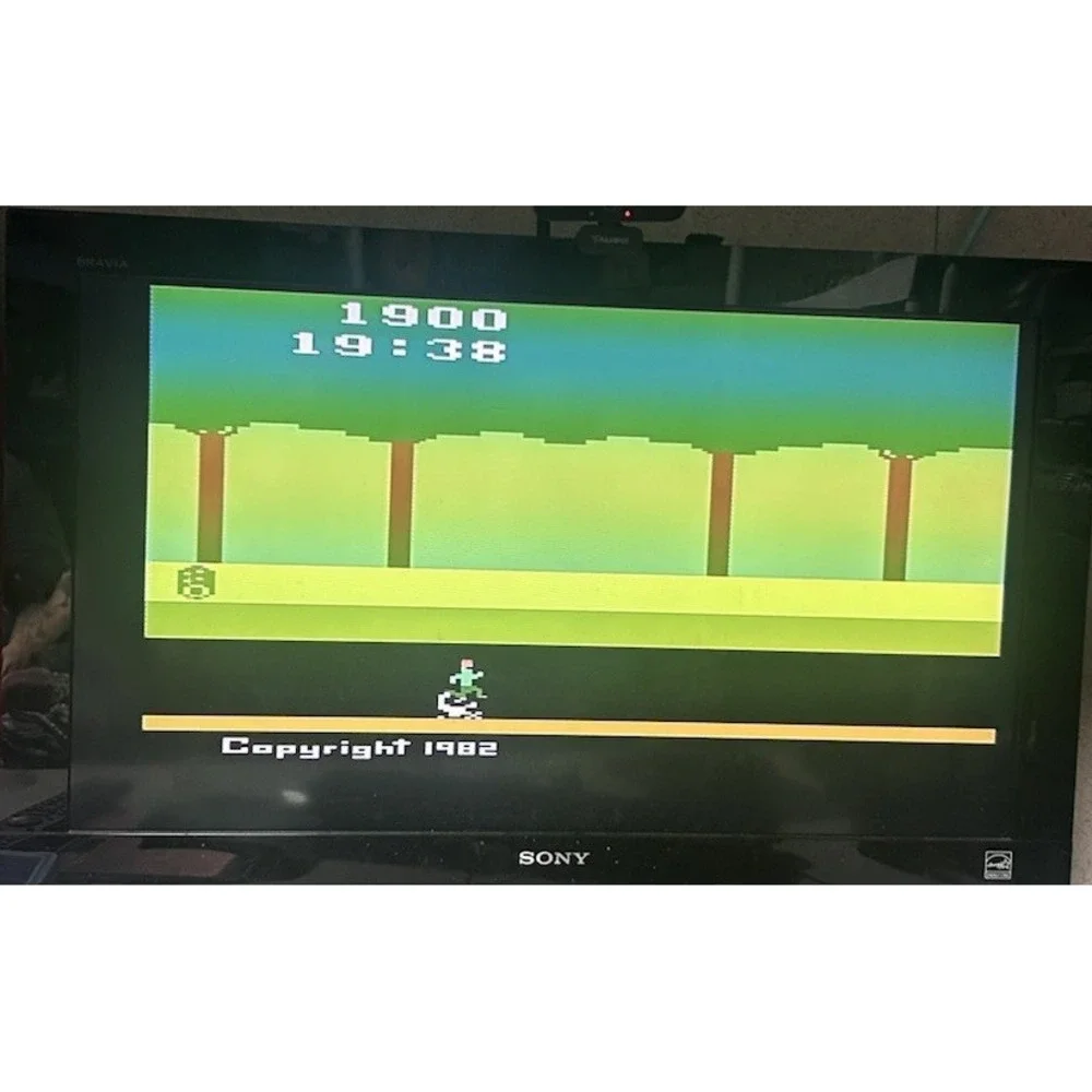 Atari Flashback 8  Classic Gaming Console  W/105  Retro Games Preloaded 2 Joystk